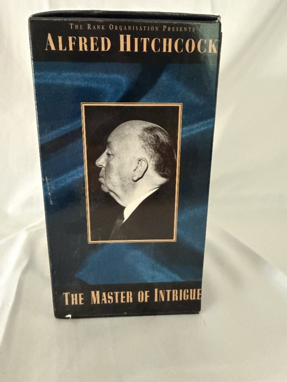 Alfred hitchcock "The Master of Intrigue" - Vintage VHS Box Set